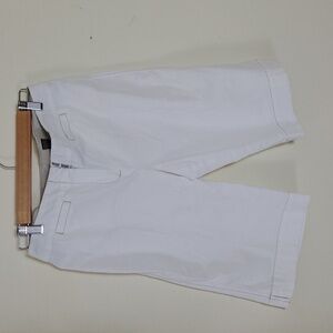 Larry Levine Stretch Women's Off White Burmuda Shorts Size 8